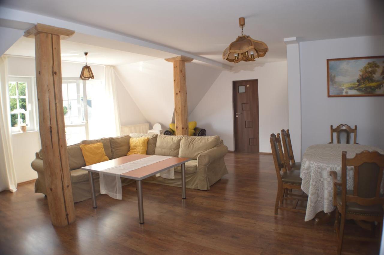 Bialy Dwor Villa Kostrzyca Bagian luar foto