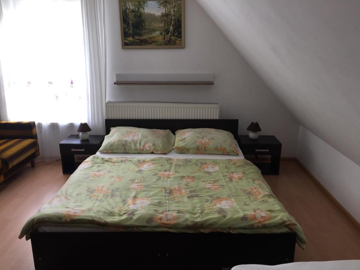 Bialy Dwor Villa Kostrzyca Bagian luar foto